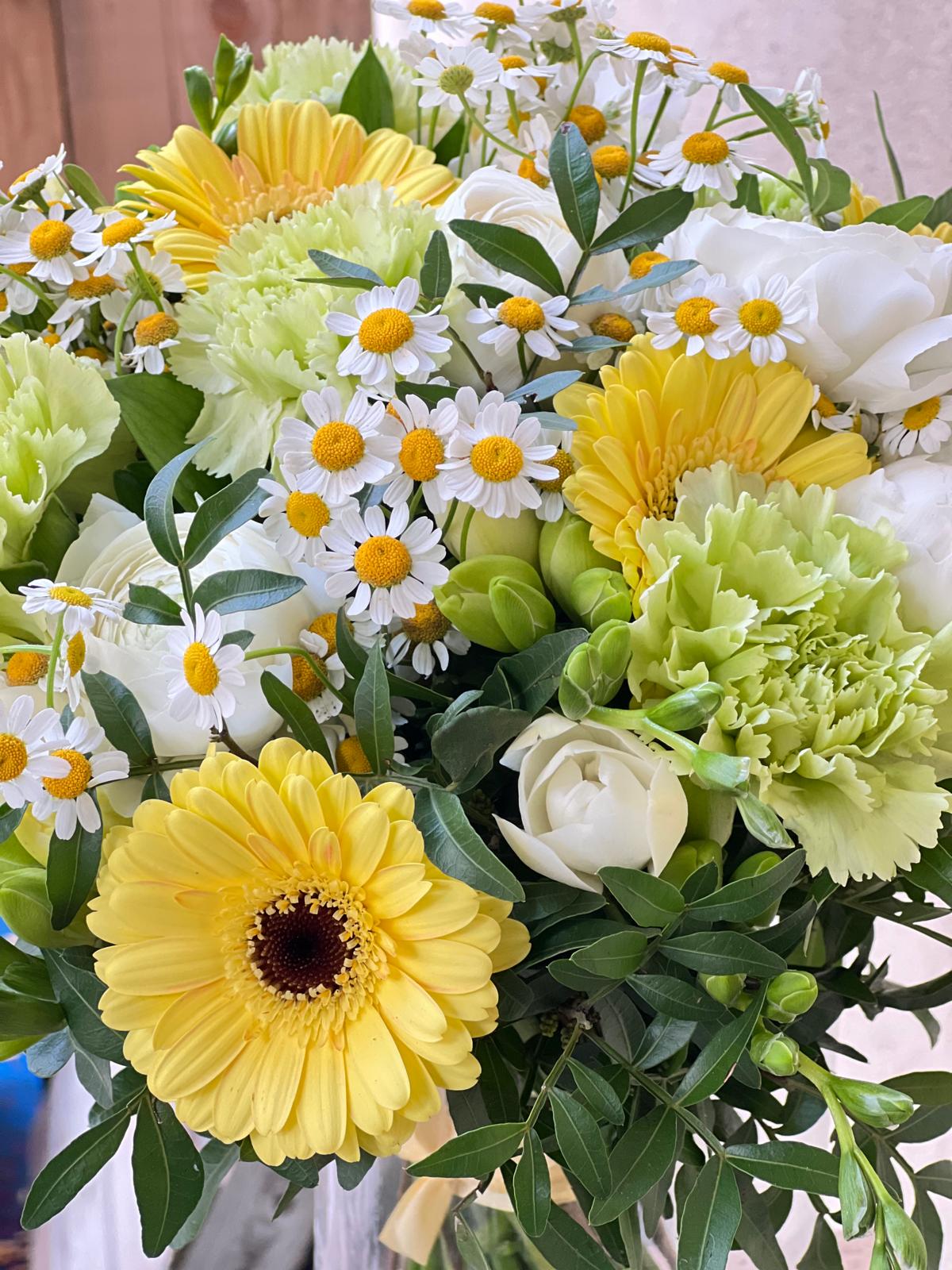 💛 Bouquet "Zia Mariuccia" (Giallo) - I fiori di Paesaggi