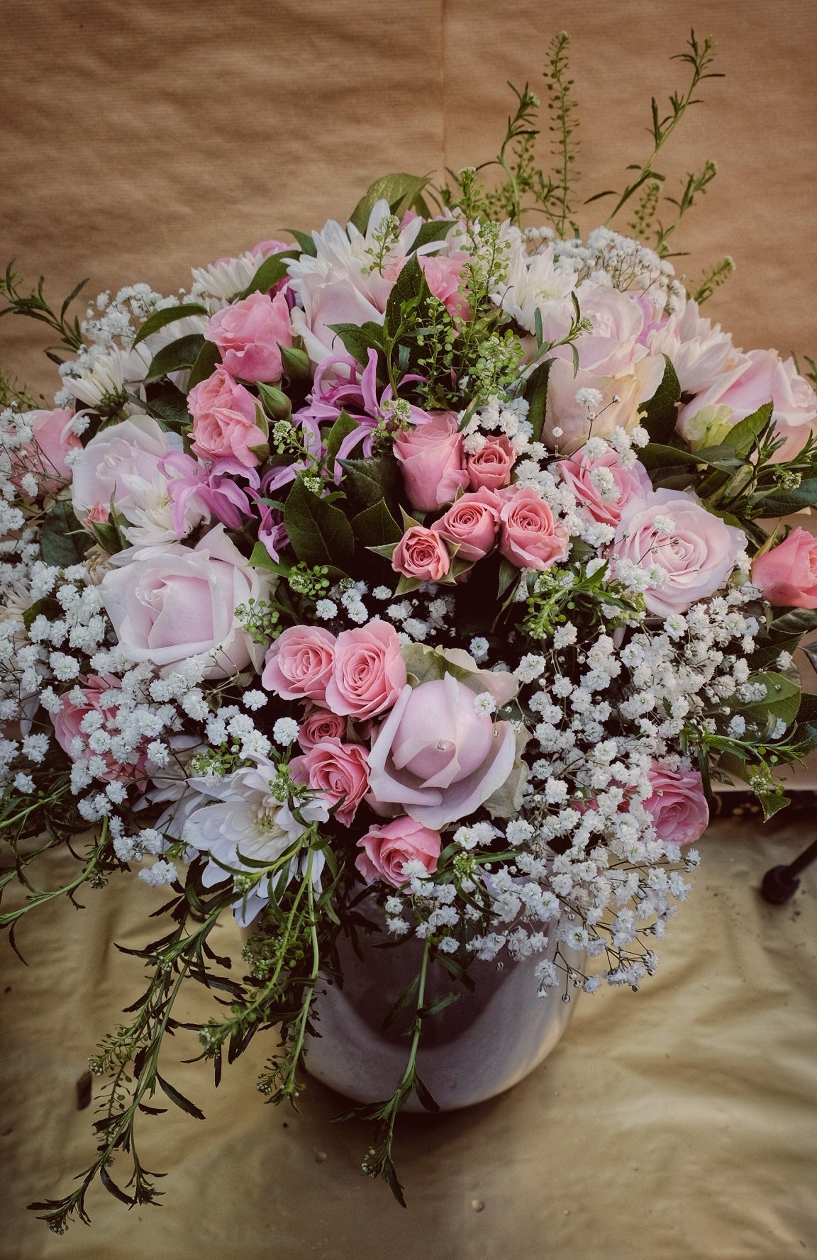 Bouquet di Rose con vaso - I fiori di Paesaggi